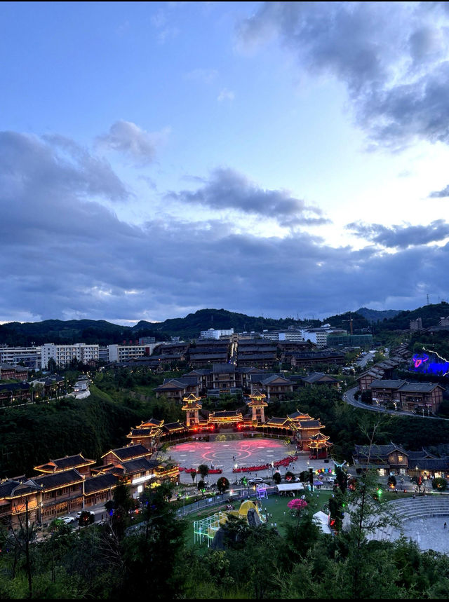雲端棲居，尋秘阿妹戚托：一站式民族風情之旅攻略