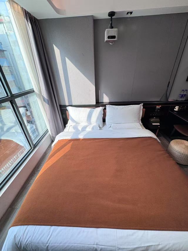 住比爾行旅，行李快遞全免費！