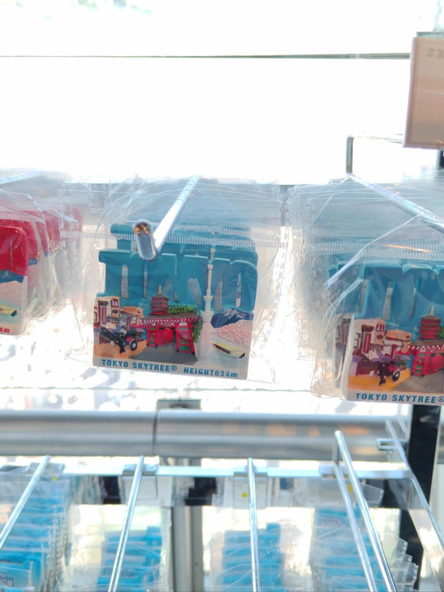 🗼東京晴空塔345米買買買攻略！必收夜光塔紀念品+紅郵筒寄明信片～ 