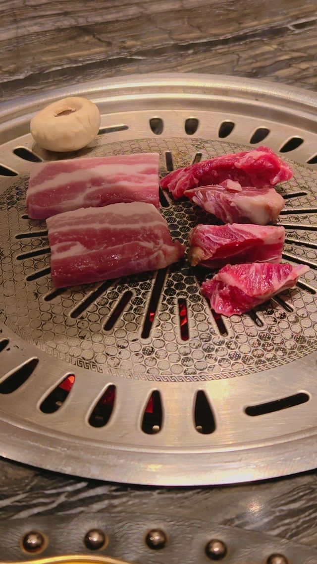 霧山韓餐廳｜i人獨食天堂！常州西太湖畔治癒系烤肉盛宴