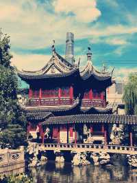 Yu Garden Shanghai - a Taste of China 