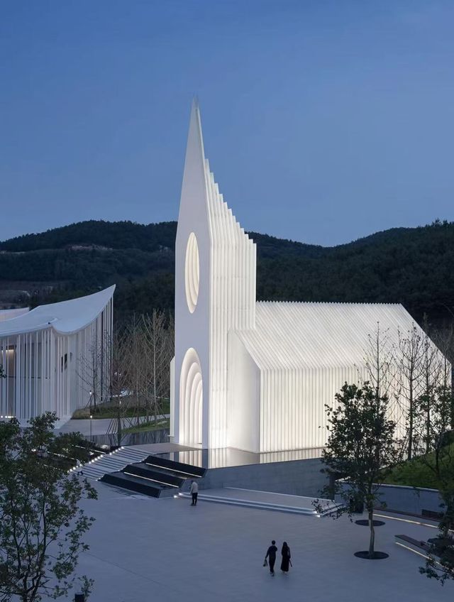 黃島土著寶藏聖地藏馬山月空禮堂