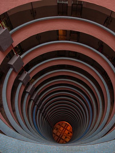 香港9大本地人才知道的影相打卡潮聖地📸|彩虹屋邨、怪獸大廈、海邊木橋,本地人私藏的小眾秘境一次收藏📷✨ 香港9大本地人才知道的影相打卡潮聖地📸|彩虹屋邨、怪獸大廈、海邊木橋,本地人私藏的小眾秘境一次收藏📷✨