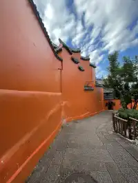 靈鷹寺：愛馬仕橙香味的寺廟，西昌最佳打卡點