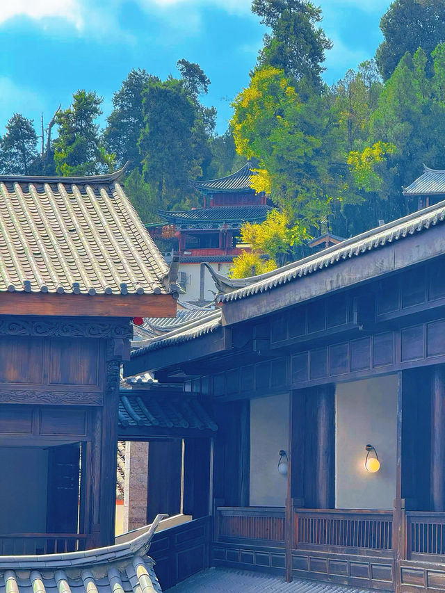 沉醉黃昏時分 | 麗江獅子山畔,枕著古城暮色入夢 沉醉黃昏時分 | 麗江獅子山畔,枕著古城暮色入夢