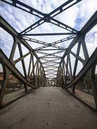 歷史與光影在此交匯 | 上海影視樂園的橋景