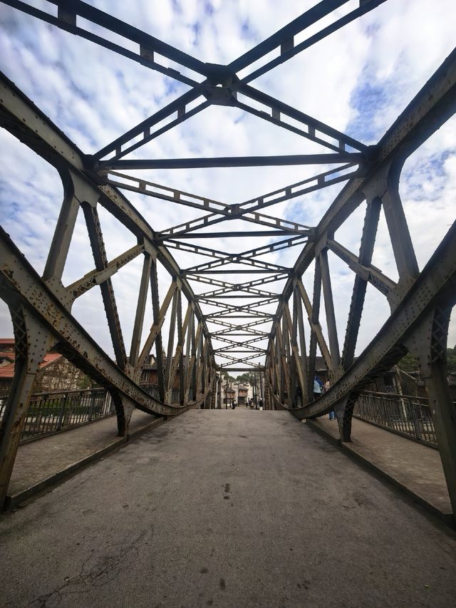 歷史與光影在此交匯 | 上海影視樂園的橋景 歷史與光影在此交匯 | 上海影視樂園的橋景