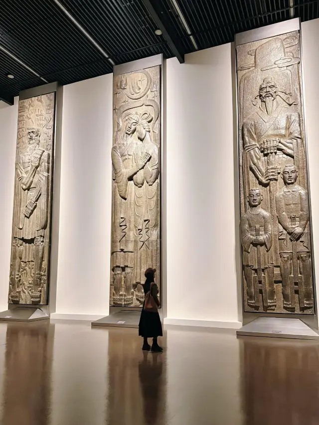 Shanghai's Annual Stunning Exhibition at the China Art Palace is Free to Visit