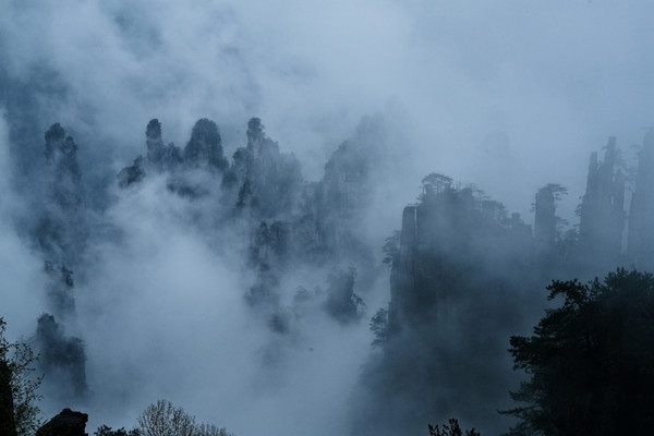 真作/張華/松山煙雲/布袋屋掛軸HD-581 雨季探秘張家界天子山雲霧繚繞的仙境太美了｜Trip.com 張家界