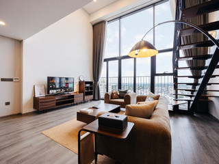 Watch the sunset by West Lake in Hanoi! Great-value homestay with stunning views for just 150+ per person