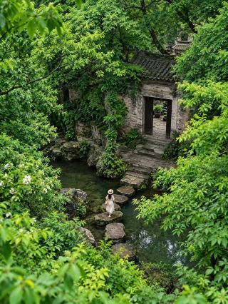 I thought Hongcun was beautiful, until I visited this Southern Anhui town that uses copper coins
