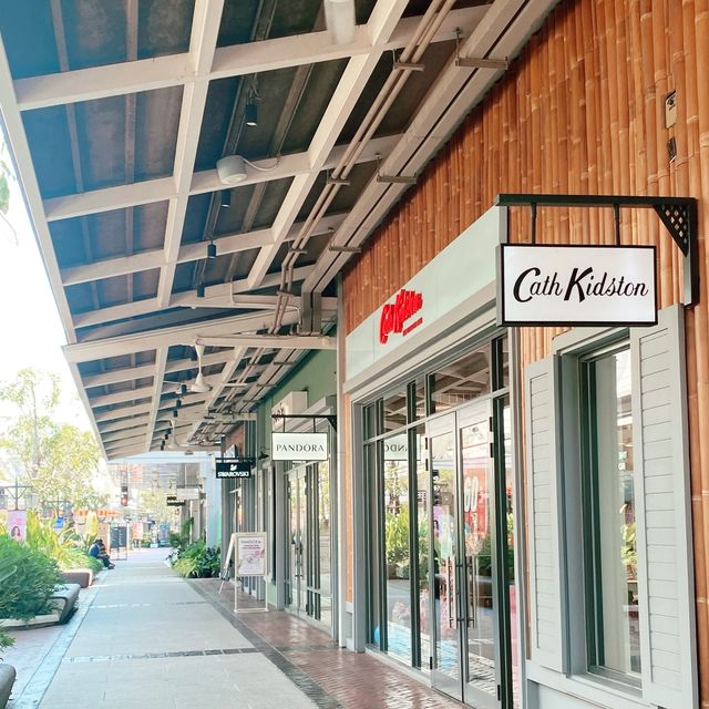Luxury Outlet  Bangkok Thailand near airport