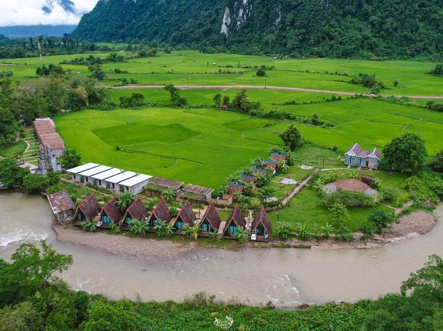Vangvieng Angsavanh - ວັງວຽງອ່າງສະຫວັນ