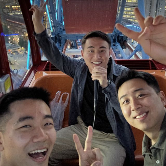 도쿄 도심 속 테마파크, 번개처럼 질주하는 롤러코스터가 있는 곳⚡️🐬