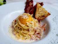 ร้านอาหารนานาชาติในโรงแรม Movenpick