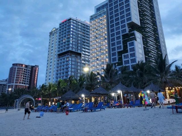 Summer in Da Nang, by the My Khe Beach