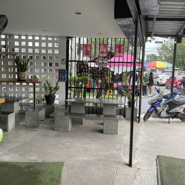 📍ร้านพี่ก้อยชาไทย PIIKOi-CHATHAI