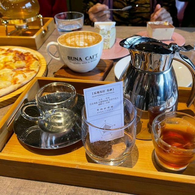 超有質感布納咖啡館