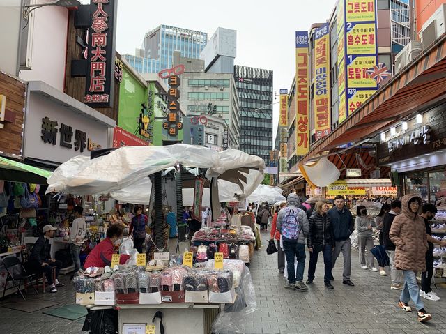 韓国　韓国観光スポット　歩くだけで楽しい南大門市場！