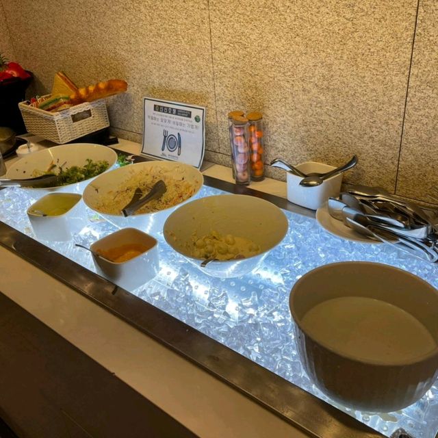 酒店早餐體驗分享～濟州欣欣機場酒店(Shin Shin Hotel Jeju Airport)……自助式吃到飽