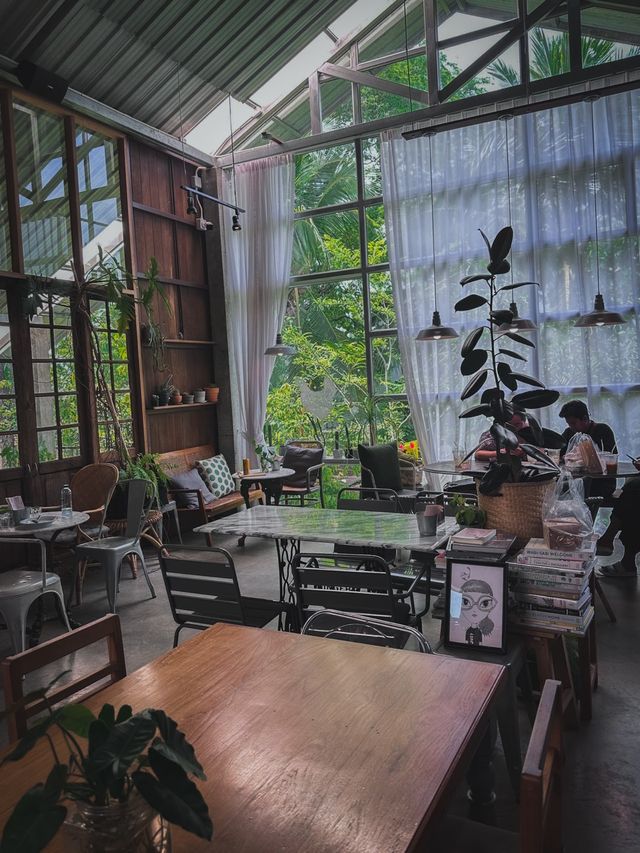 Good • For • Rest คาเฟ่กลางสวน น่านั่งเมืองภูเก็ต