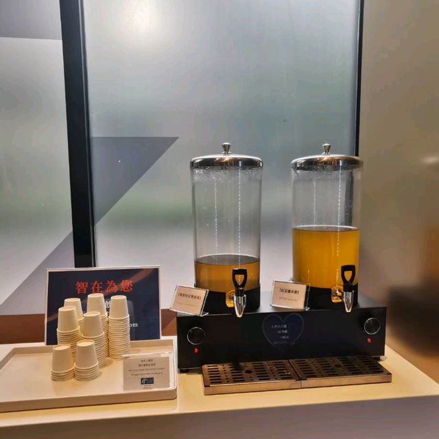 澳門酒店推薦-「澳門新口岸智選假日酒店」初體驗…大三巴旁的星級酒店