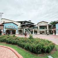 購物天堂新山Premium Outlets 