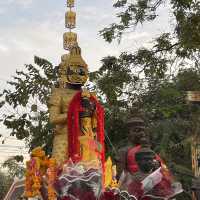 สิริมงคยามเช้า สักการะท้าวเวสสุวรรณ