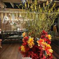 M Boutique Station 18