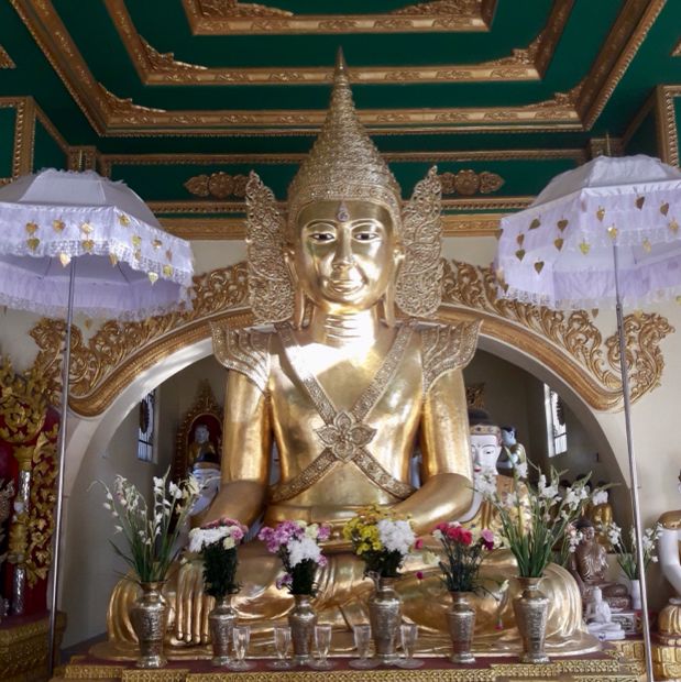 เจดีย์ ShweSanTaw เมืองเย่ เมี่ยนม่า  