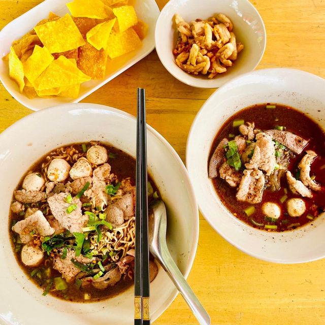 ก๋วยเตี๋ยวเรือเจ้าอร่อยสุดเด็ด