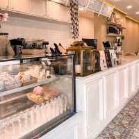 อารักษา คาเฟ่ ร้านกาแฟ ในวัดเจดีย์หลวง