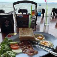 ฟาแฟนไปนอนบังกะโล