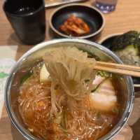 【大阪グルメ】鶴橋で人気の“冷麺専門店"おひとり様ok