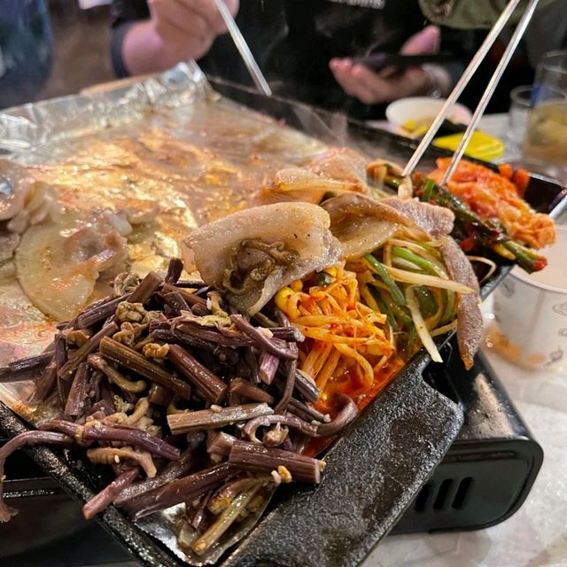 明星多去🎩人氣烤肉店，來韓要去