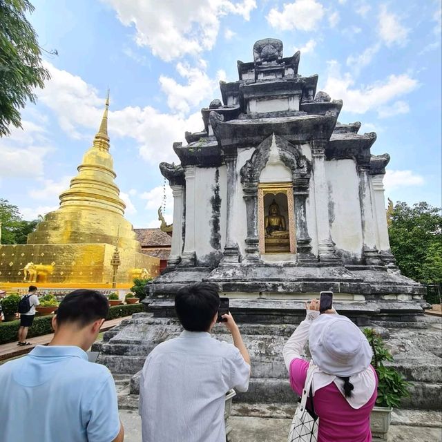 ชมหอธรรมสุดวิจิตร ณ วัดพระสิงห์วรมหาวิหาร