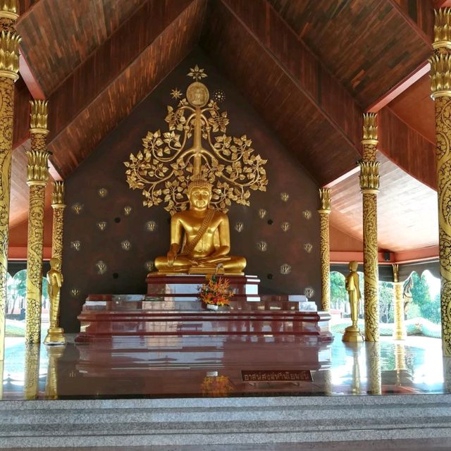 วัดสิรินธรวรารามภูพร้าว