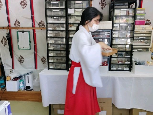 藍天白雲的沖繩波上官~
