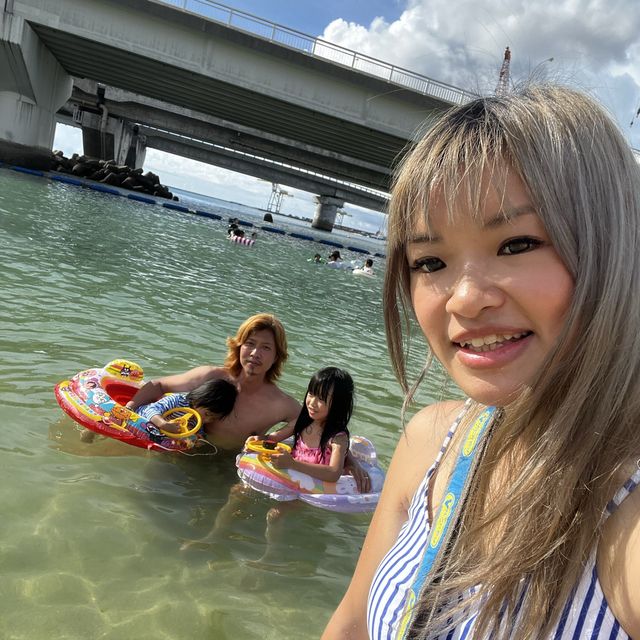 《沖繩旅行》最近國際通嘅沙灘玩沙+着和服👘去神宮打卡+去埋playhouse玩