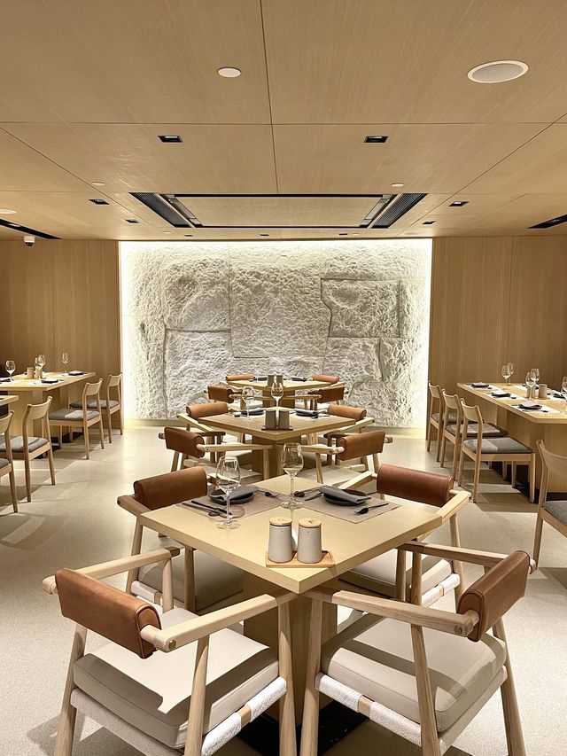 香港灣仔酒店超值午巿套餐-TANGRAM