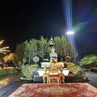 สวนบ้านแก้วแฟร์ ช็อป ชิล วิววัง(สวนบ้านแก้ว)