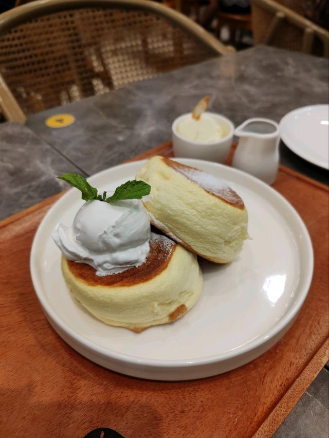 Best Fluffy Pancakes in Pakuwon Mall