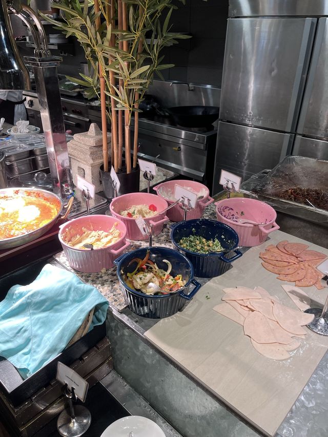 Scrumptious breakfast spread ❤️