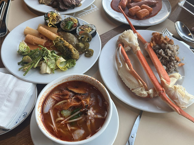 발렌타인데이엔 로맨틱한 딸기뷔페🍓서울 드래곤시티 THE 26