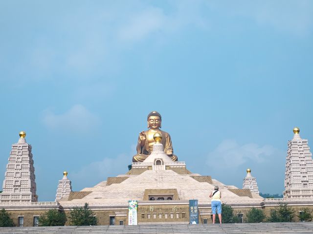 Journeying through Fo Guang Shan Buddha