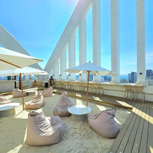 𝐀𝐫𝐛𝐨𝐮𝐫 𝐇𝐨𝐭𝐞𝐥 & 𝐑𝐞sidence pattaya