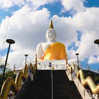 วัดเขาช่องชาด