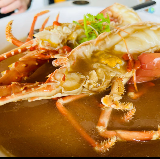 Indulge in Oceanic Delights: Super Lobster Restaurant in Johor