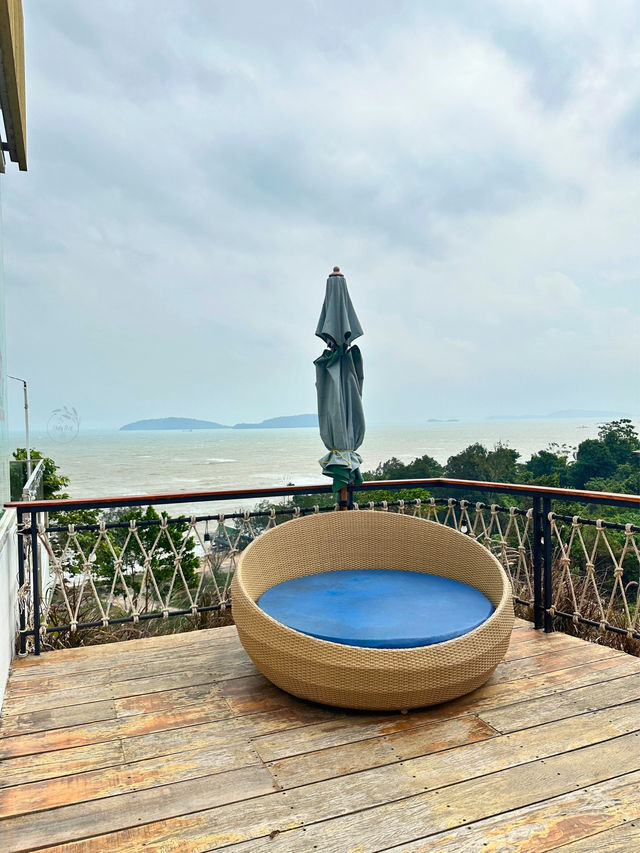 มัทรี วัลเลย์ & คาเฟ่