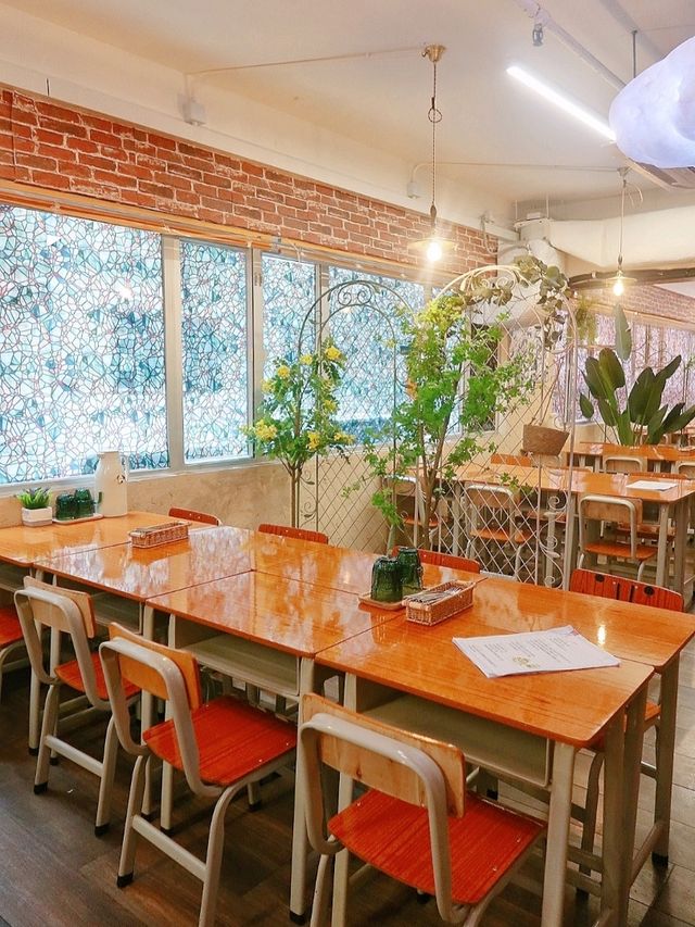 📚香港青春校園風打卡Cafe，少女感Level up💗